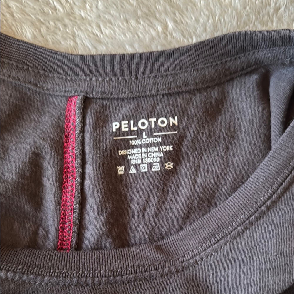Peloton Gray Sleeveless Muscle Tee with Floral Design - Picture 3 of 3